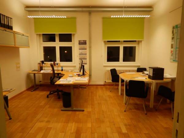 Büroraum in gut angebundener Bürogemeinschaft in Berlin-Lichtenberg — Bild 2