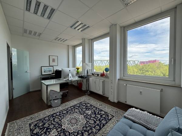 Zentrale Bürogemeinschaft in Köln-Ehrenfeld — Bild 2