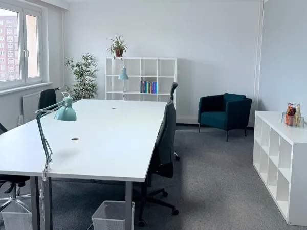 Abschließbares Büro in Berlin (Friedrichshain) – Modernes Business Center & Coworking in Berlin-Friedrichshain — Bild 1