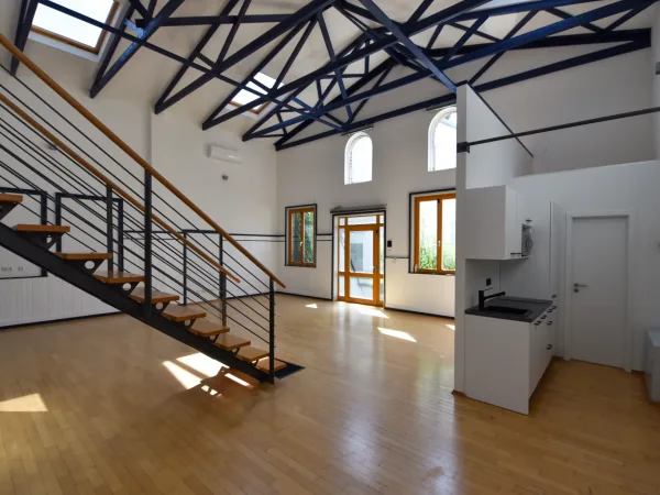 Bürofläche in Frankfurt am Main (Sindlingen) – Repräsentatives Loft-Büro mit Galerie in Frankfurt-Sindlingen — Bild 3