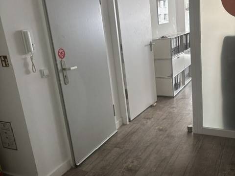 Schreibtischplatz in Köln (Neustadt-Nord) – Helle Bürofläche in Bürogemeinschaft im Agnesviertel, Köln — Bild 2