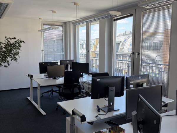 Helle moderne Bürogemeinschaft mit Dachterrasse in Berlin-Kreuzberg — Bild 6