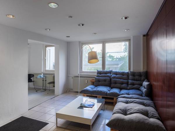 Helles Büro in Bürogemeinschaft im Nikolaiviertel in Berlin-Mitte — Bild 6
