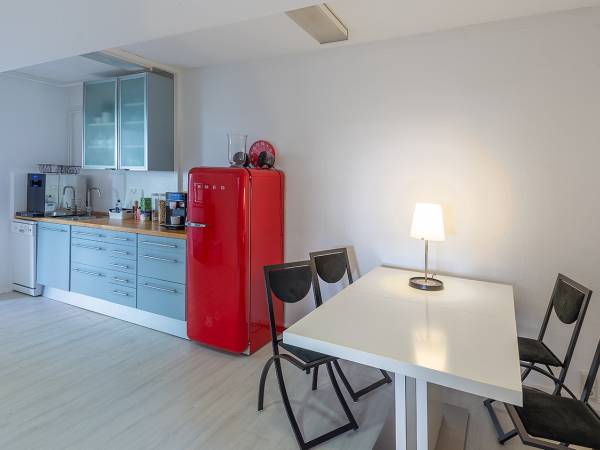 Helles Büro in Bürogemeinschaft im Nikolaiviertel in Berlin-Mitte — Bild 5