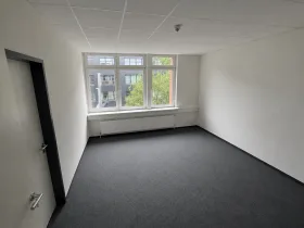 Freundliche Bürogemeinschaft mit hellen Büros in Hamburg-Hammerbrook