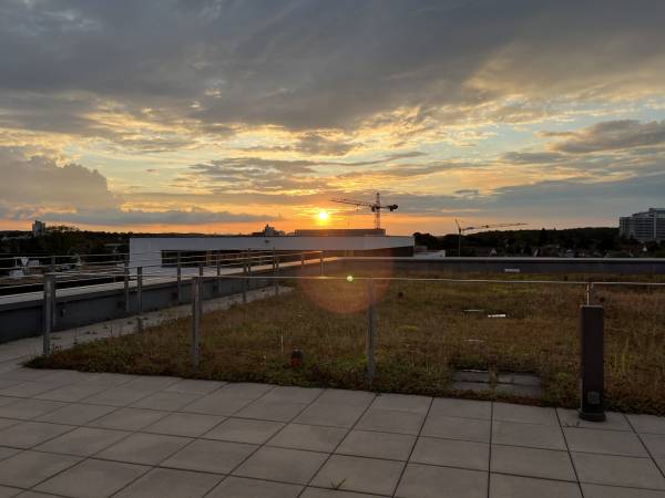 Helles Büro mit Aussicht in Bürogemeinschaft in Stuttgart-Universität — Bild 7