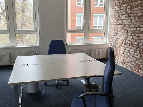 Heller Büroraum in entspannter Bürogemeinschaft in Hamburg-Langenhorn — Bild 3