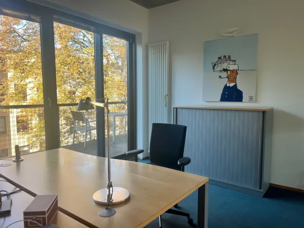 Bürofläche in Hamburg (Ottensen) – Helles ruhiges Loftbüro mit Terrasse in Hamburg-Ottensen — Bild 3