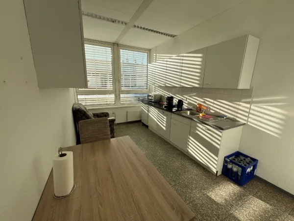 Bürofläche in Hamburg (Niendorf) – Repräsentative Bürofläche auf gesamter Etage in Hamburg-Niendorf — Bild 6