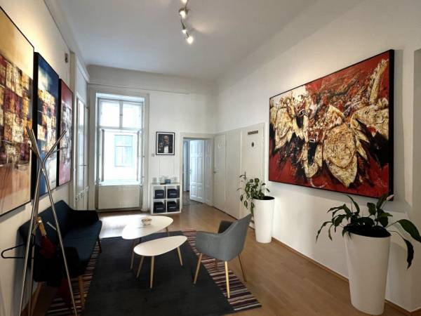 Helle Bürogemeinschaft im Altbau in Wien-Mariahilf — Bild 4