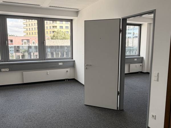 Moderne, abschließbare Büroräume in Köln-Rodenkirchen — Bild 7