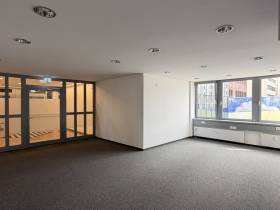 Moderne, abschließbare Büroräume in Köln-Rodenkirchen