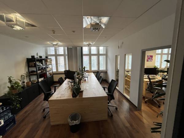 Untermiete in Startup-Bürogemeinschaft in München, — Bild 2