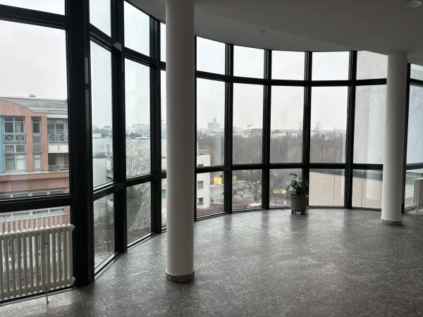 Abschließbares Büro in Berlin (Charlottenburg-Wilmersdorf) – Angenehme Bürogemeinschaft in Berlin-Charlottenburg-Wilmersdorf — Bild 1