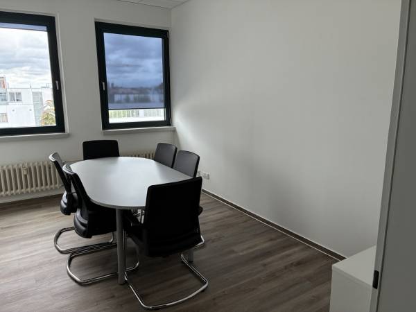 Ruhige Bürogemeinschaft in Berlin Charlottenburg-Wilmersdorf — Bild 5