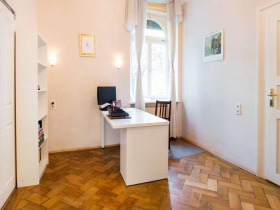 Arbeiten im Jugendstil Ambiente  exklusiver Schreibtischplatz