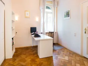 Kreative Bürogemeinschaft im Altbau in München-Maxvorstadt