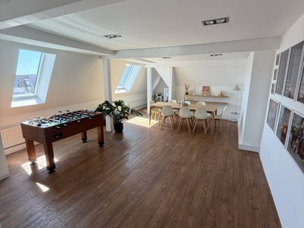 Helle Bürofläche mit Fleetblick im historischen Backsteinbau Altstadt — Bild 8