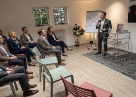 Präsentation & Events von 4 - 25 Personen (KI gestützt)