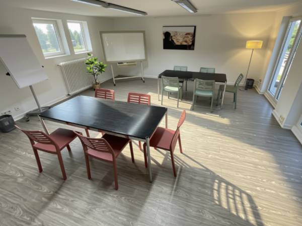 Flexibles Studio im Landhausstil für Coaching & Events in — Bild 7