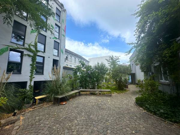 Abschließbare Bürofläche mit Innenhof und Extras in Köln-Ehrenfeld — Bild 7