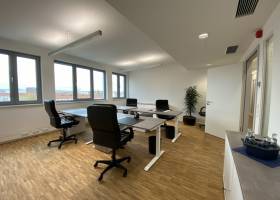 Büro 9