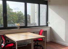 Büro 1