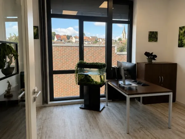 Bürofläche in Hildesheim (Hasede) – Attraktive Bürofläche in Bürogemeinschaft in Hildesheim-Hasede — Bild 1