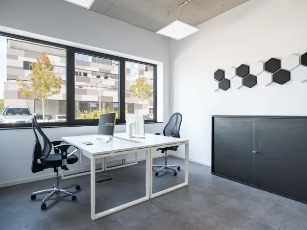 Abschließbares Büro in Monheim am Rhein (Baumberg) – Modernes Business Center mit Rheinblick in Monheim am Rhein-Baumberg — Bild 4