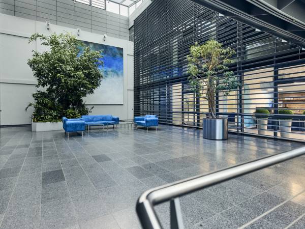 Moderne Büroflächen und flexibles Coworking in Ismaning — Bild 3