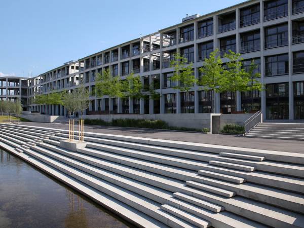 Helle, moderne Büroräume im Business Center in Ulm — Bild 3
