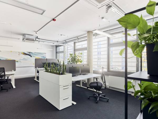 Moderner Coworking Space in ruhiger Lage in Ismaning — Bild 1