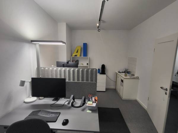 Helle Bürogemeinschaft in München-Maxvorstadt — Bild 1