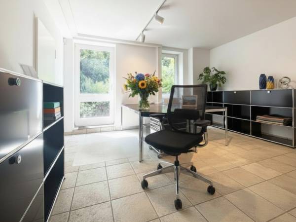 Vielseitiger Business Campus im Grünen in Krefeld-Bockum — Bild 2