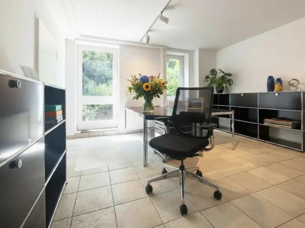 Meetingraum in Krefeld (Bockum) – Vielseitiger Business-Campus im Grünen in Krefeld-Bockum — Bild 2