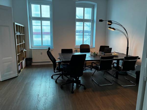 Flexible Büroräume in Bürogemeinschaft in Berlin-Mitte — Bild 2