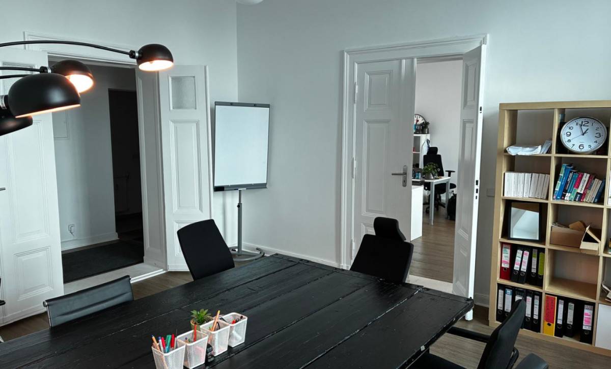 Bürozimmer Vorderseite
