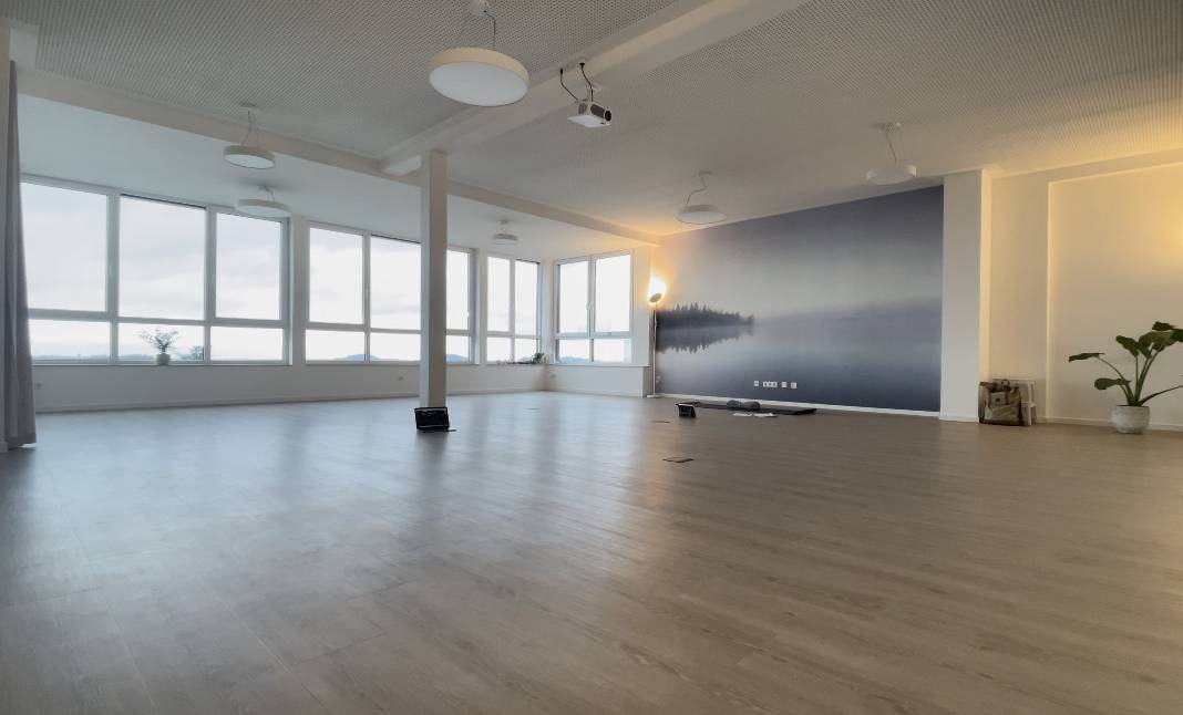 Workshop-/Seminar-Raum