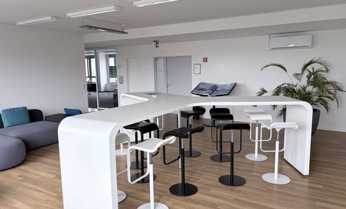 Y-Tisch für 12 Personen