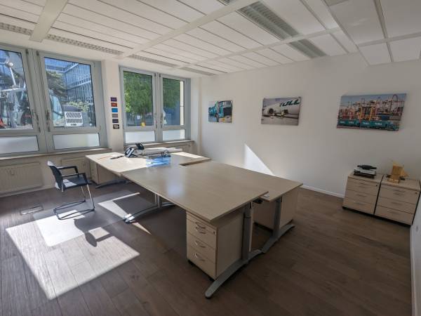 Schöne helle Büroräume in Bürogemeinschaft in Hallbergmoos — Bild 3