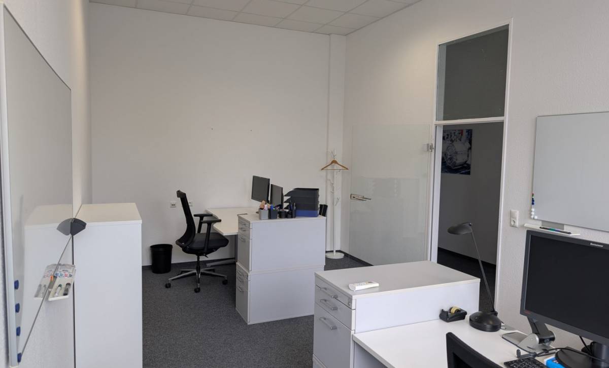 Büro 1
