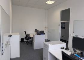Büro 1