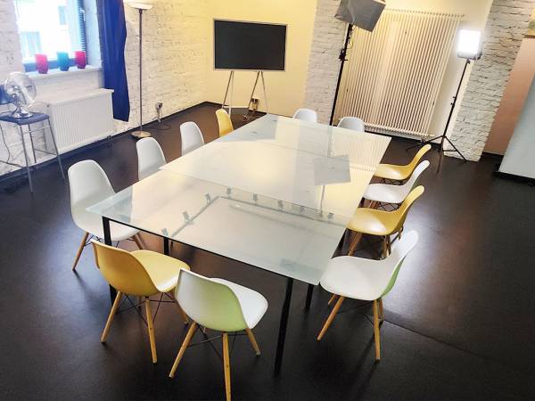 Kreatives Loft-Projektbüro in Bürogemeinschaft in Frankfurt Ostend — Bild 6