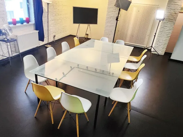 Bürofläche in Frankfurt am Main (Ostend) – Kreatives Loft-Projektbüro in Bürogemeinschaft in Frankfurt Ostend — Bild 6