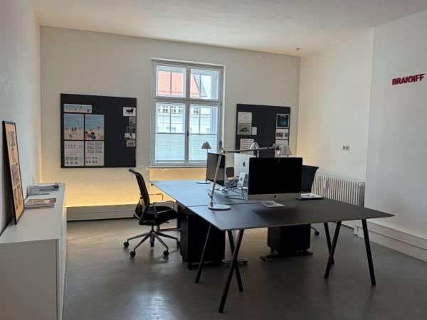 Ruhige Bürogemeinschaft im charmanten Altbau in München-Sendling — Bild 1