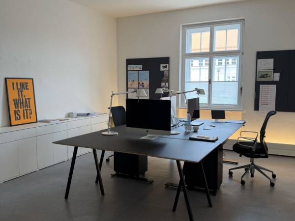 Ruhige Bürogemeinschaft im charmanten Altbau in München-Sendling — Bild 2