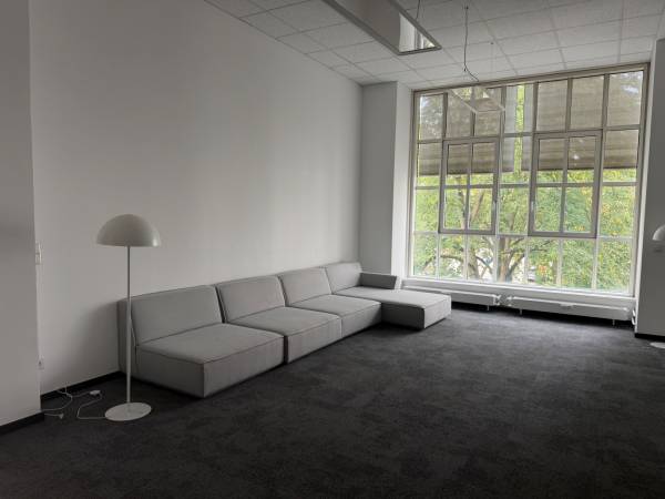 Attraktive Büroflächen in denkmalgeschütztem Altbau in Köln-Ehrenfeld — Bild 3