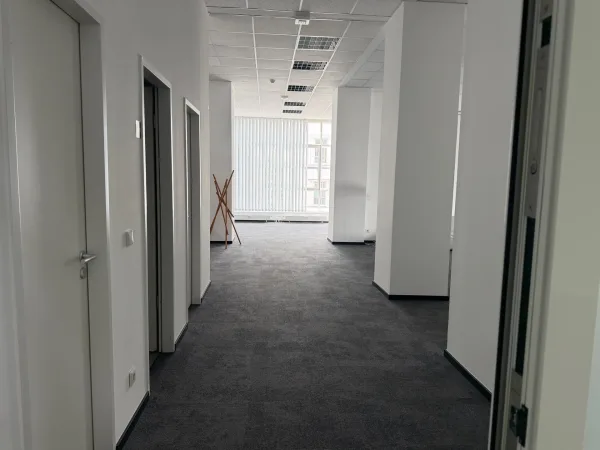 Bürofläche in Köln (Ehrenfeld) – Charaktervolle Büroflächen im Altbau in Köln-Ehrenfeld — Bild 7