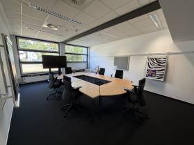 Modernes Business Center mit flexiblen Büros in Darmstadt-West