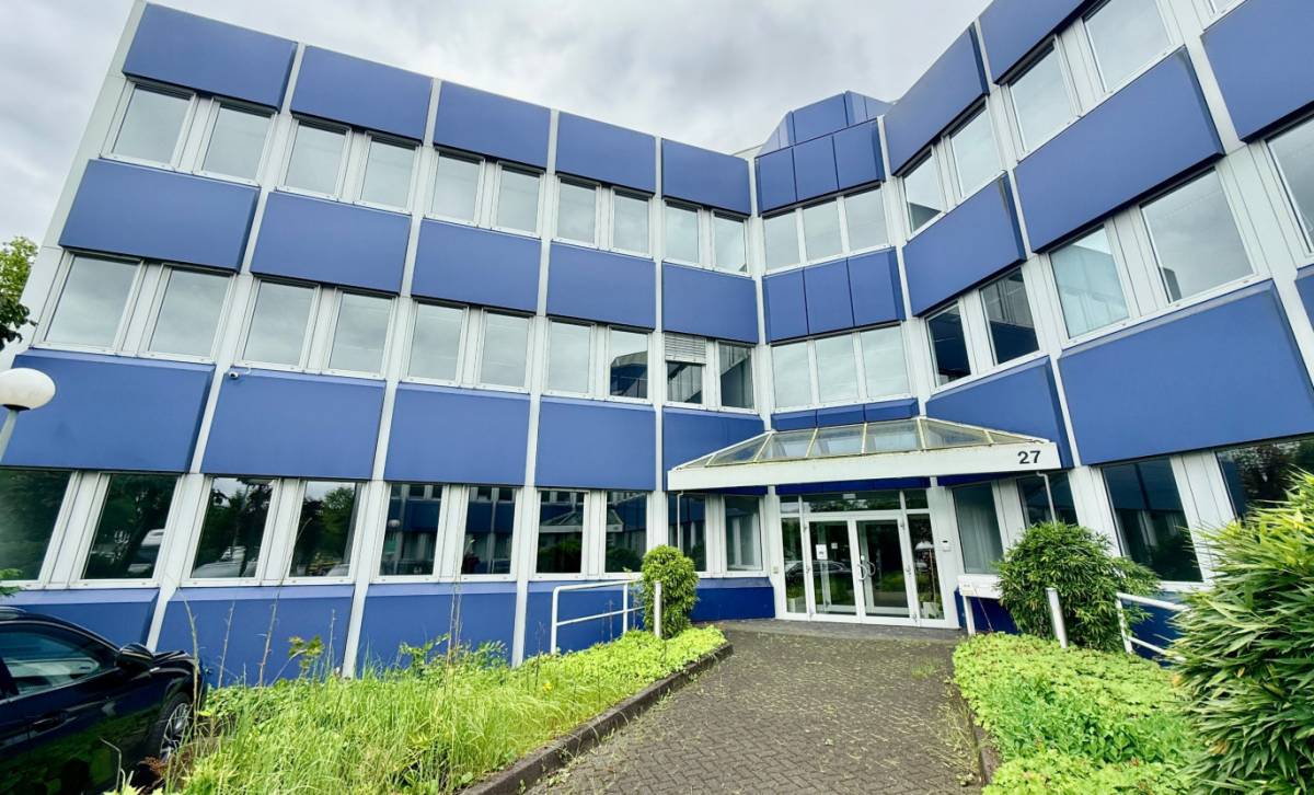 Modernes Business Center mit hellen Büroräumen in Ratingen